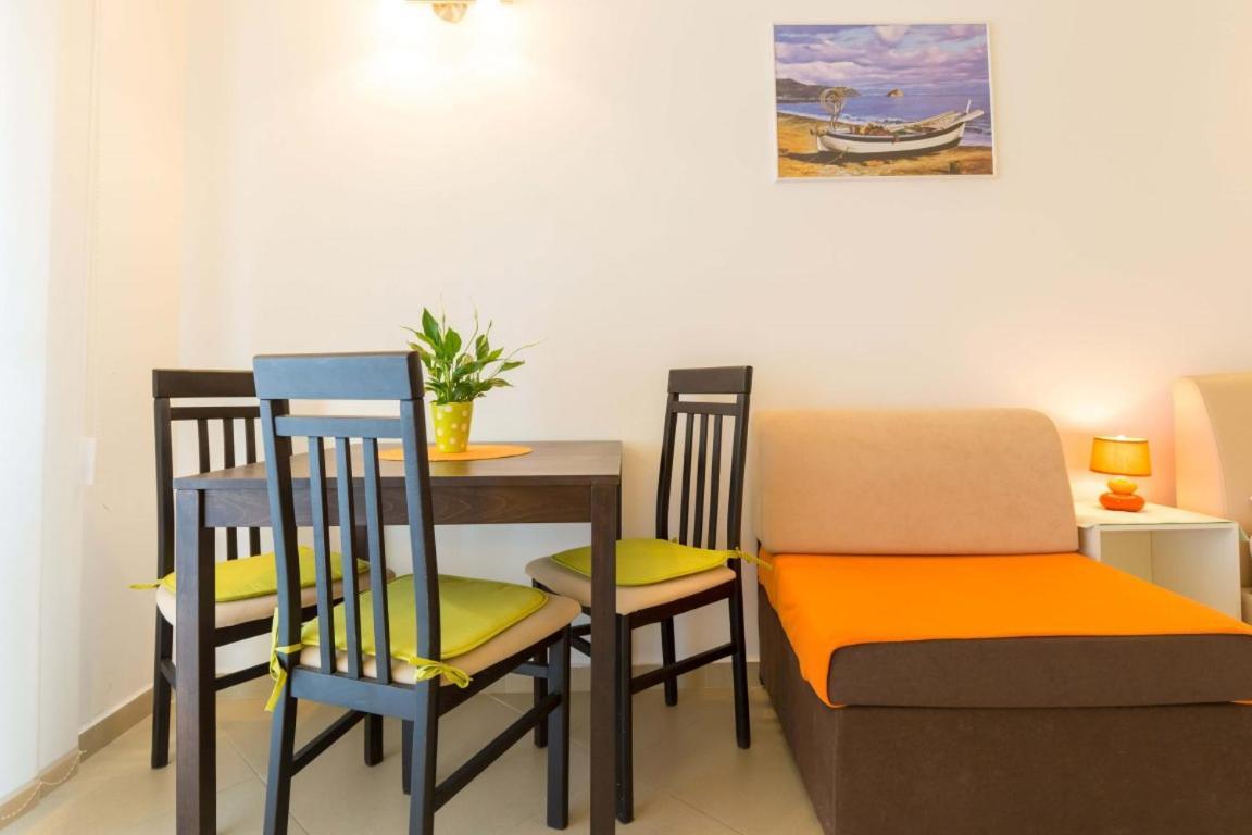 Mandy Apartamento